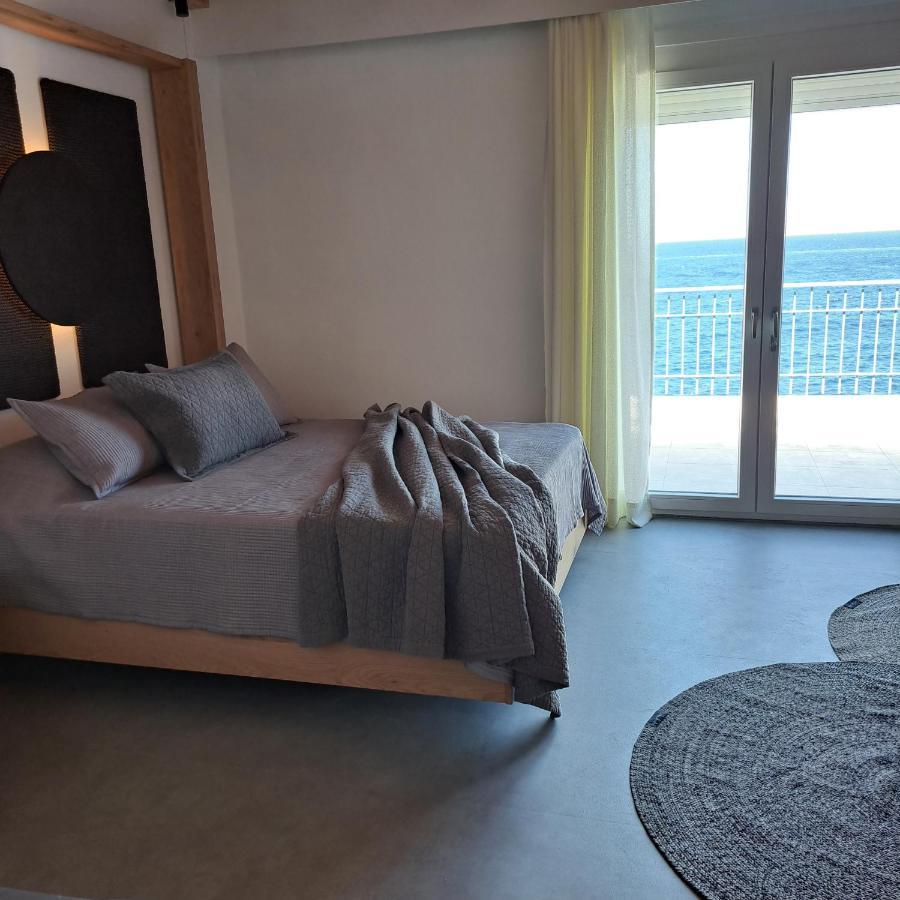 Nisaki Hotel & Elite Suites 埃尔莫波利斯 外观 照片