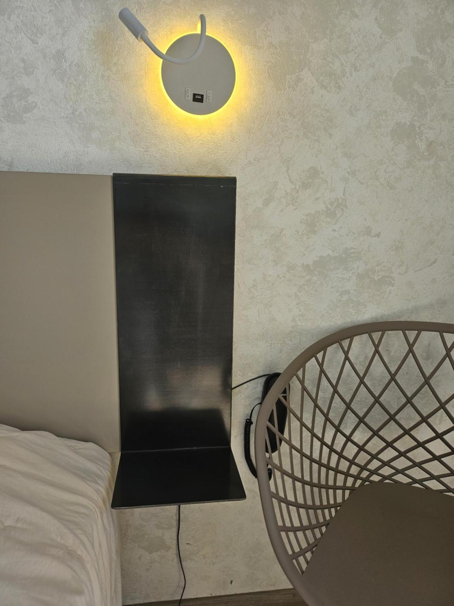 Nisaki Hotel & Elite Suites 埃尔莫波利斯 外观 照片